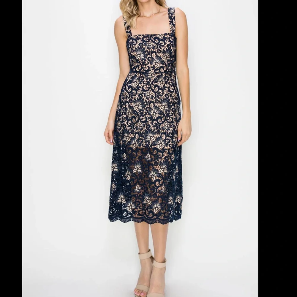 Adelyn Rae Raina Lace Two Tone Tea Midi Dress Size XS Wedding Guest Sleeveless